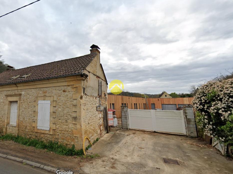 MAISON A FINIR ENTIEREMENT