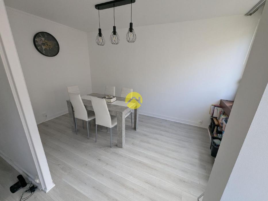 Appartement 3 ch+bureau.garage.cave