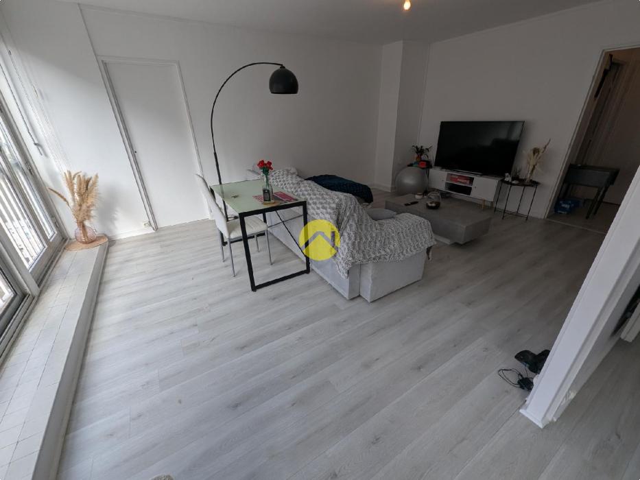 Appartement 3 ch+bureau.garage.cave