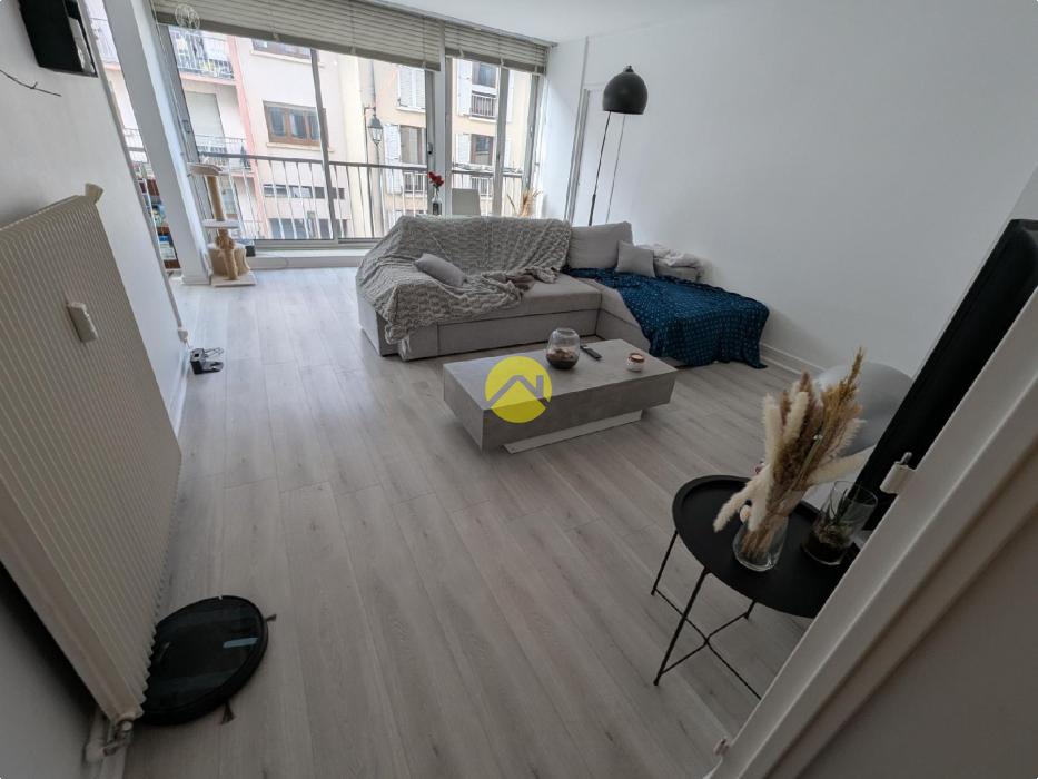 Appartement 3 ch+bureau.garage.cave