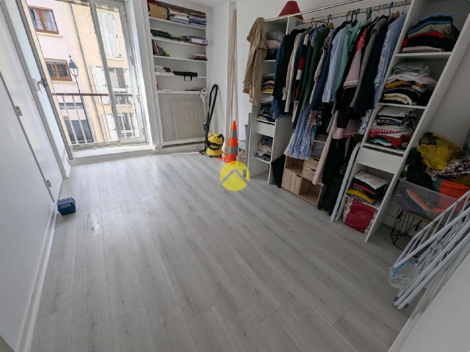 Appartement 3 ch+bureau.garage.cave