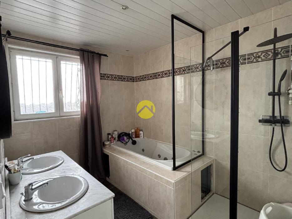 MAISON 3 CHAMBRES GARAGE, PLAGE 7km