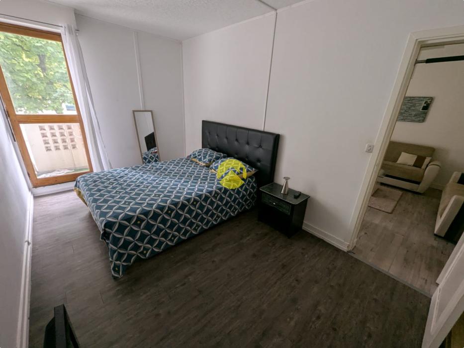 APPARTEMENT AVEC BALCON