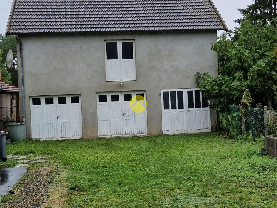 Maison avec terrain & dependances