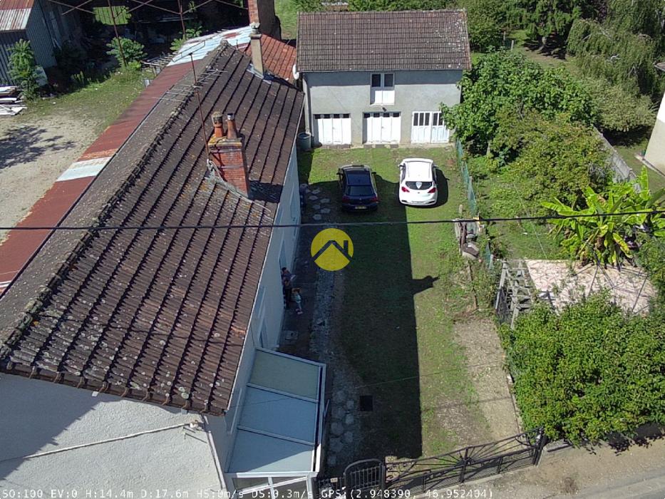 Maison avec terrain & dependances