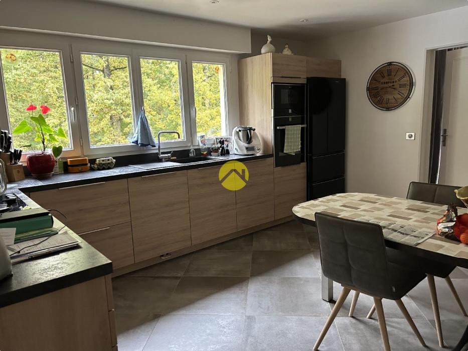 propriété avec piscine