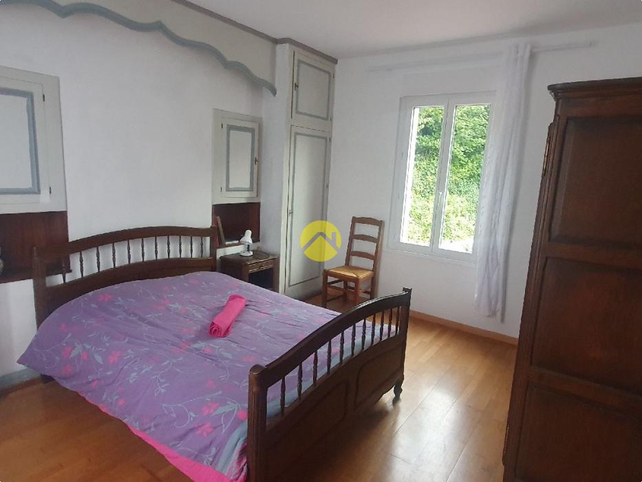 Maison mitoyenne rénovée