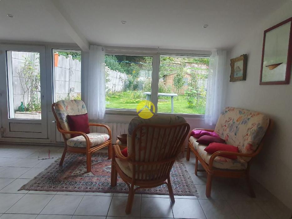 Maison mitoyenne rénovée