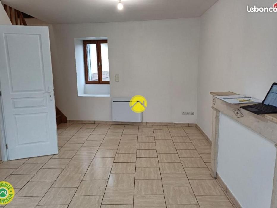 IMMEUBLE avec 2 Appartements  Loués