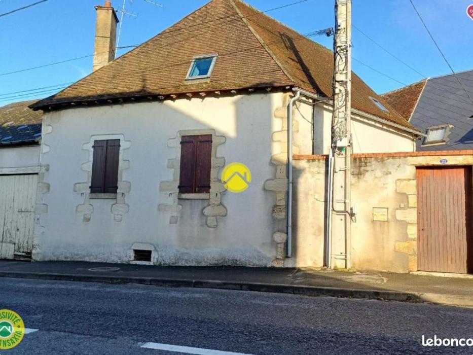 IMMEUBLE avec 2 Appartements  Loués