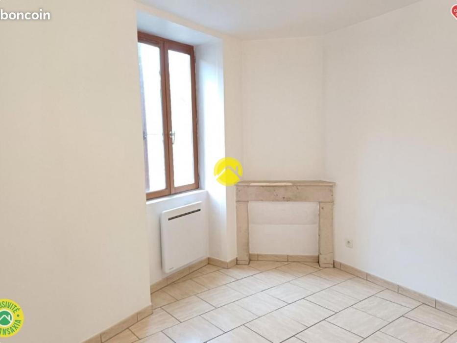 IMMEUBLE avec 2 Appartements  Loués