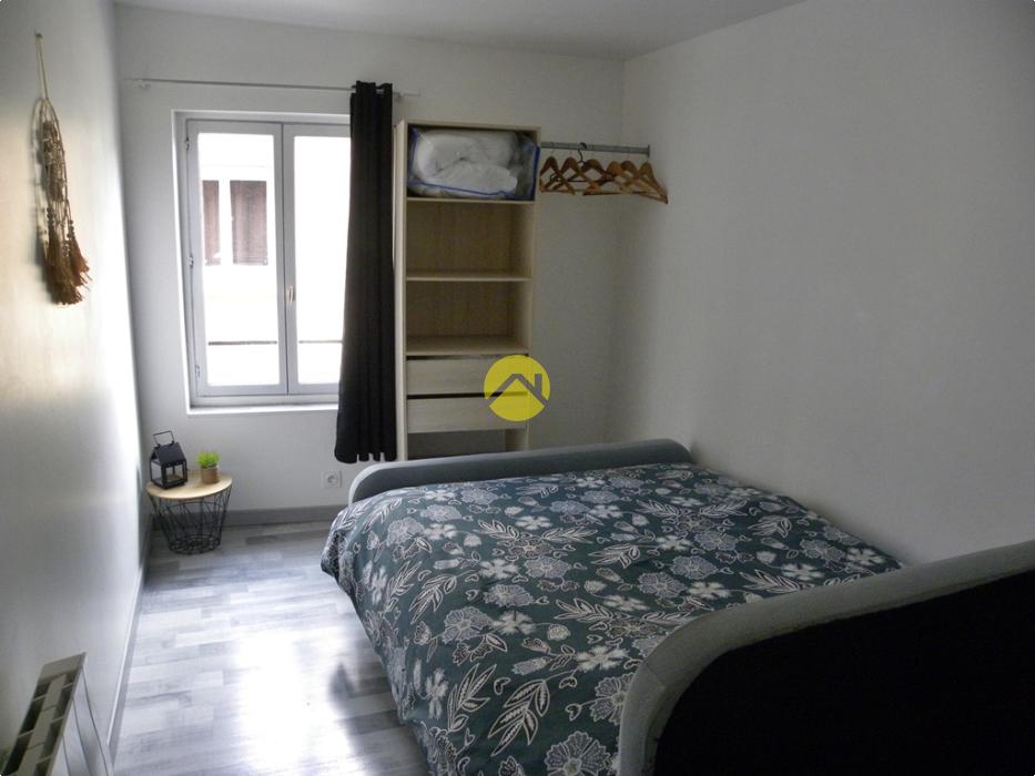 ENTIEREMENT RÉNOVÉ/LOUABLE DE SUITE