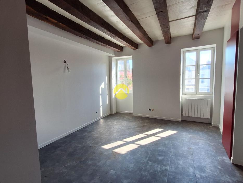 MAISON RENOVEE COEUR DE VILLAGE