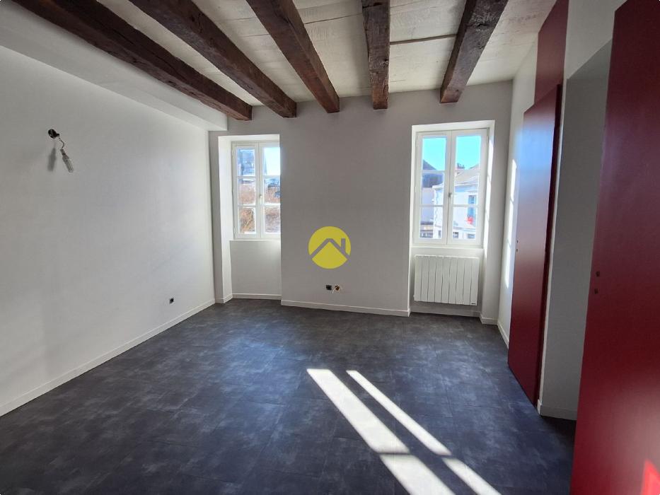 MAISON RENOVEE COEUR DE VILLAGE