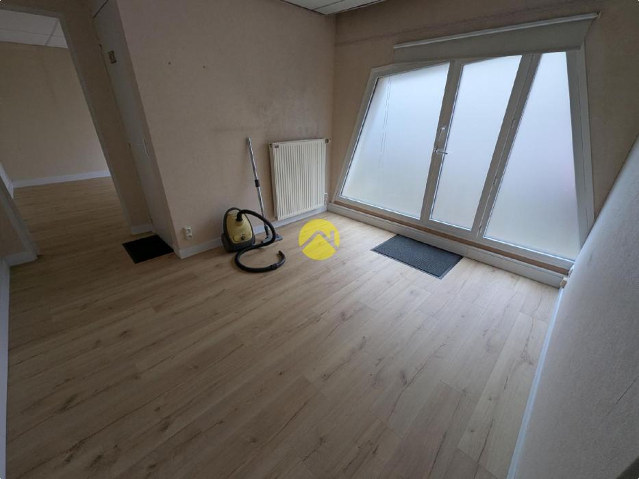 Apt T3 avec garage .