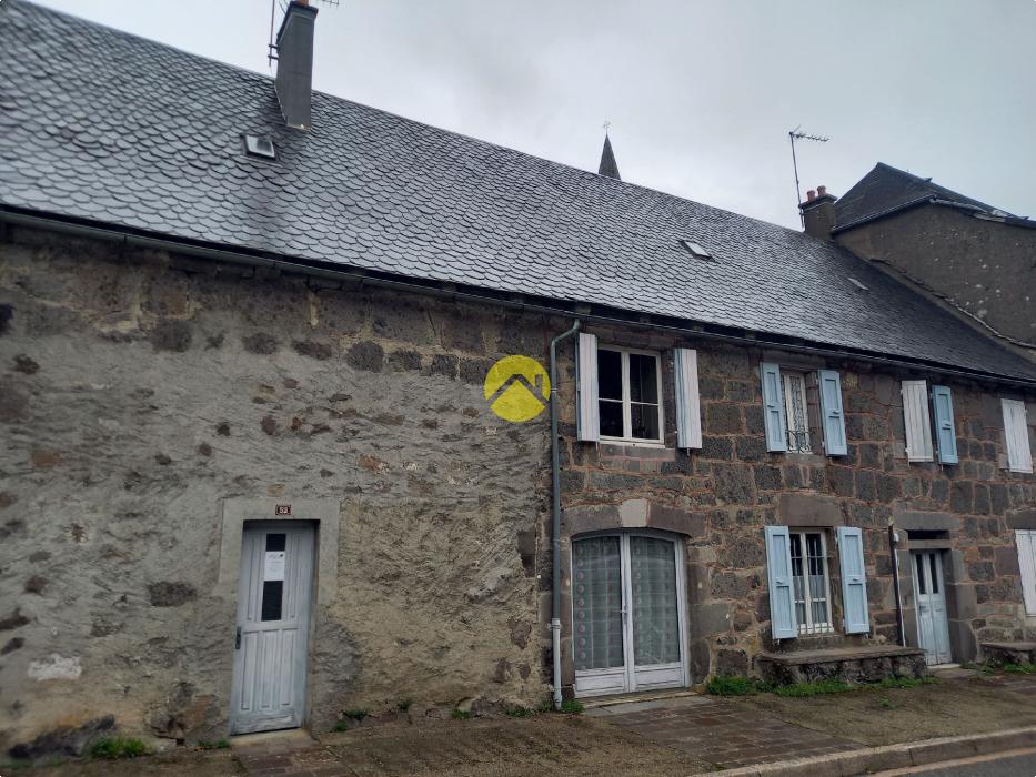 Ancien corps de ferme à Reprendre