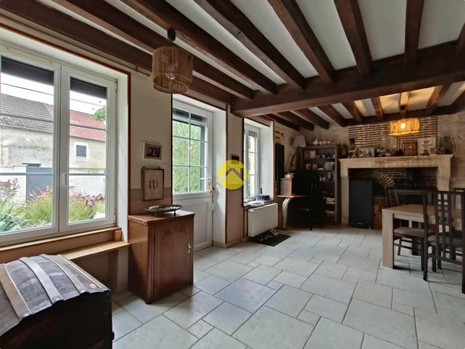 CHARMANTE MAISON RÉNOVÉE