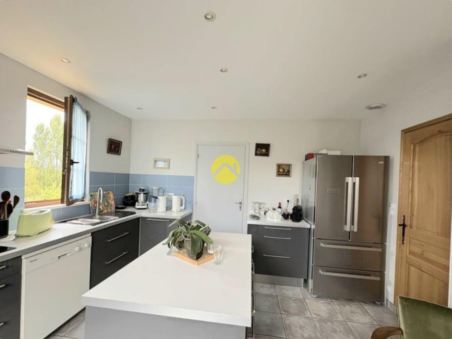 Élégant Manoir en Pierre  à Belves