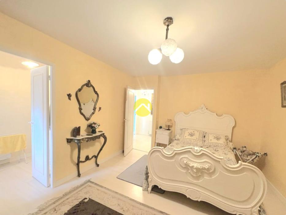 Élégant Manoir en Pierre  à Belves