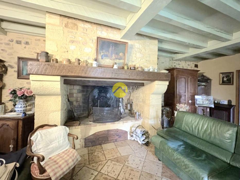 Élégant Manoir en Pierre  à Belves