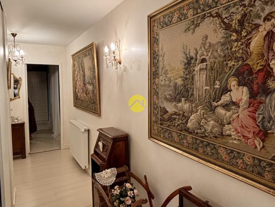 Élégant Manoir en Pierre  à Belves