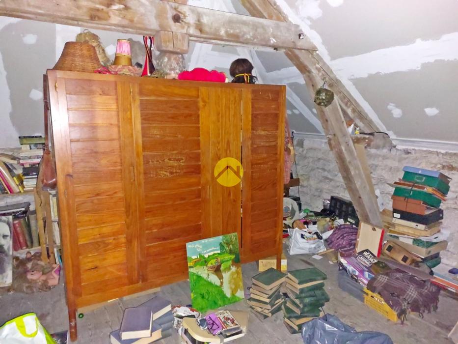 MAISON AVEC COUR et JARDIN