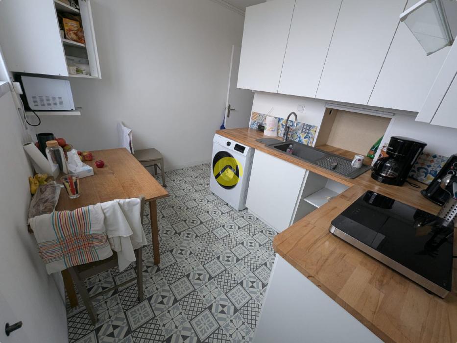 Appartement T4 rénové avec balcon