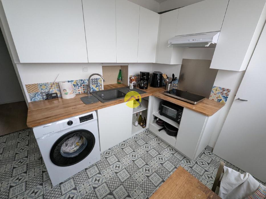 Appartement T4 rénové avec balcon