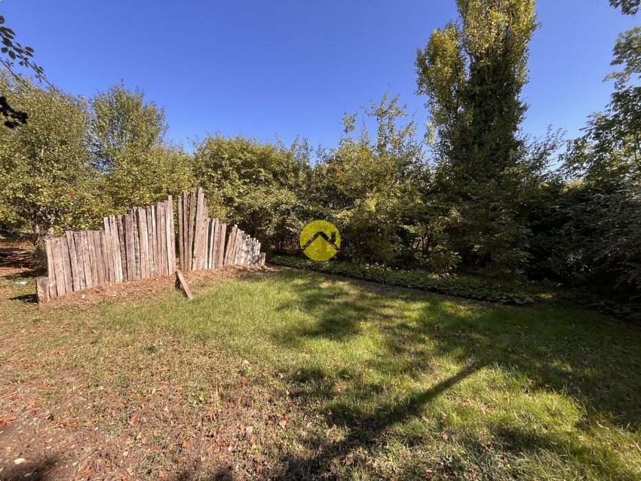 Longère 3 ch sur 2 793 m²
