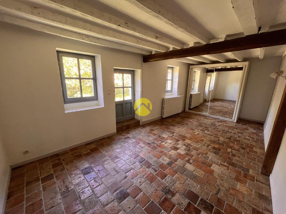 Longère 3 ch sur 2 793 m²