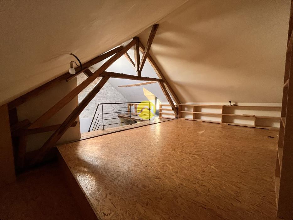 Longère 3 ch sur 2 793 m²