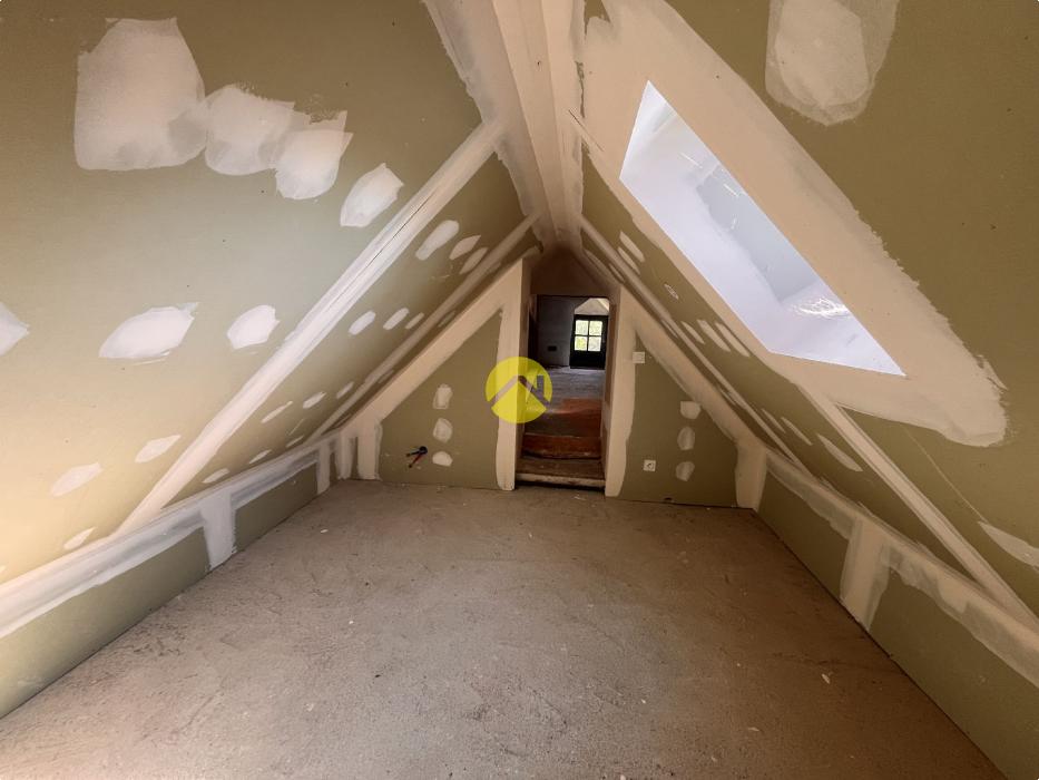 Longère 3 ch sur 2 793 m²