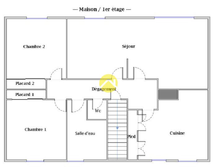 Maison élevée sur sous sol