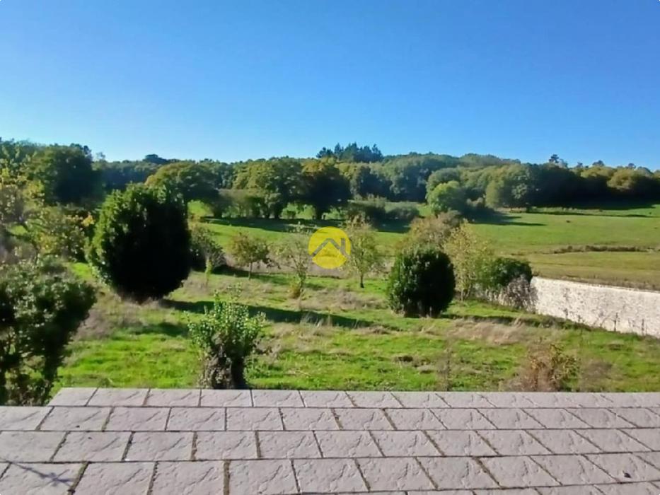 Propriété, Dépendances sur 1,5 Ha