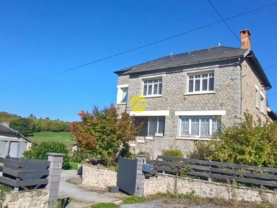 Propriété, Dépendances sur 1,5 Ha