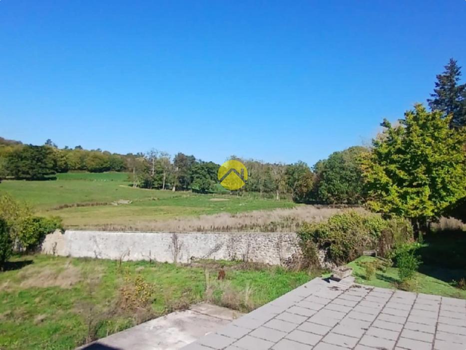 Propriété, Dépendances sur 1,5 Ha