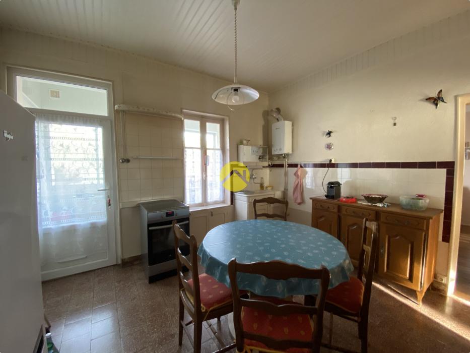  MAISON DE CHARME 10 MIN NEVERS