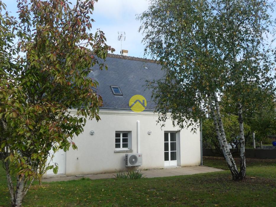  Joli pavillon avec dépendance