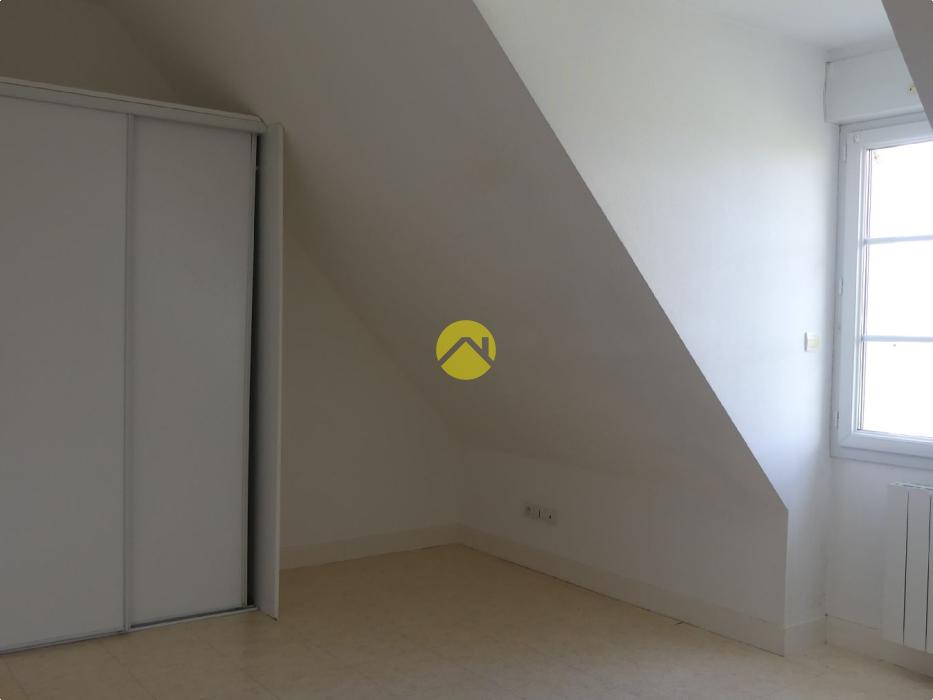  Joli pavillon avec dépendance