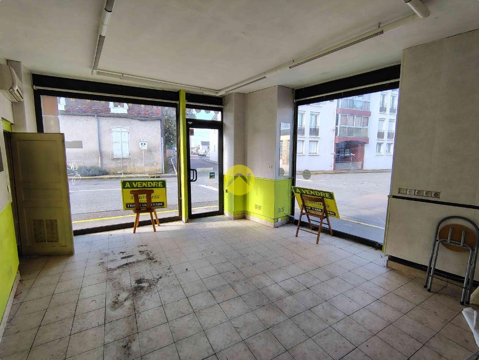 IMMEUBLE COMMERCE + HABITATION