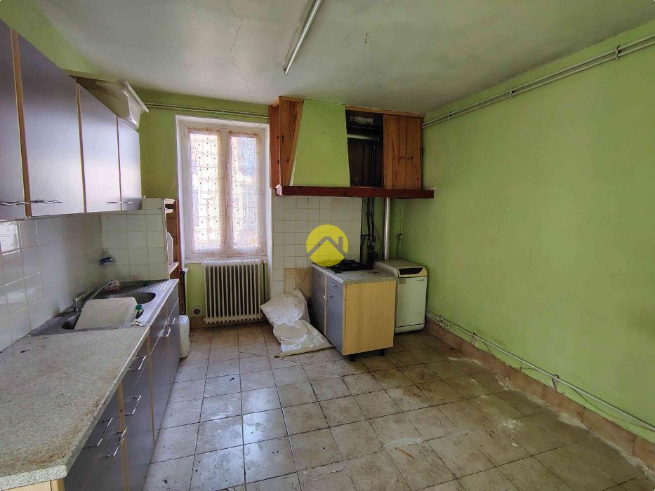 IMMEUBLE COMMERCE + HABITATION