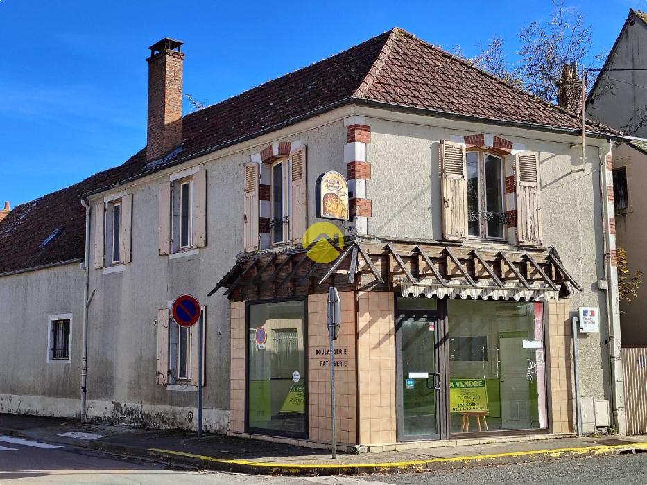 IMMEUBLE COMMERCE + HABITATION