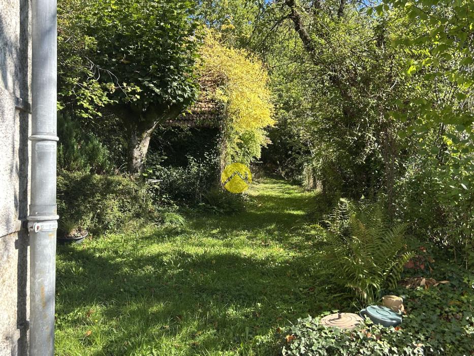 MAISON EN PIERRE SUPERBE VUE