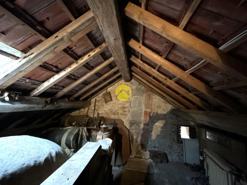 MAISON EN PIERRE SUPERBE VUE