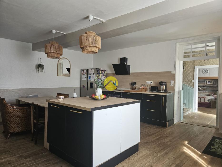 MAISON FAMILIALE RENOVEE