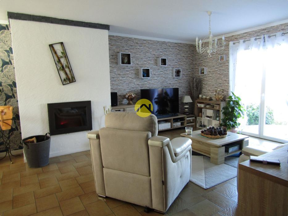 Maison lumineuse et bien entretenue