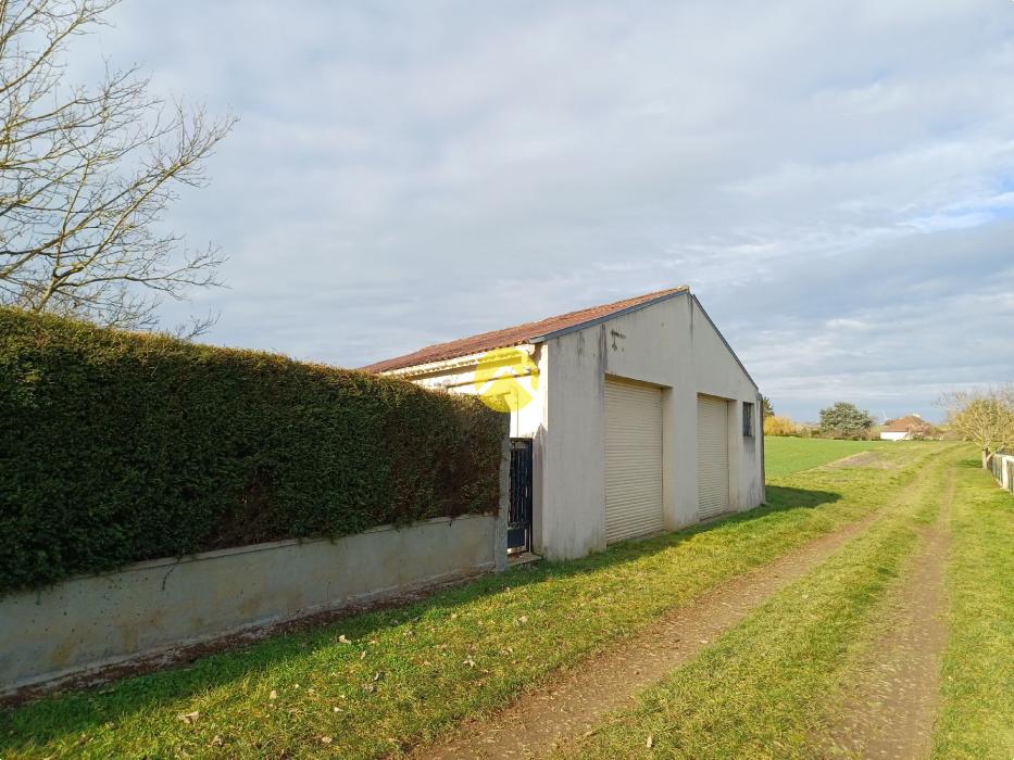 Maison 102 M2 Bat/garage 100 M2