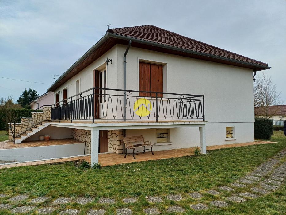 Maison 102 M2 + grand Garage/Bat