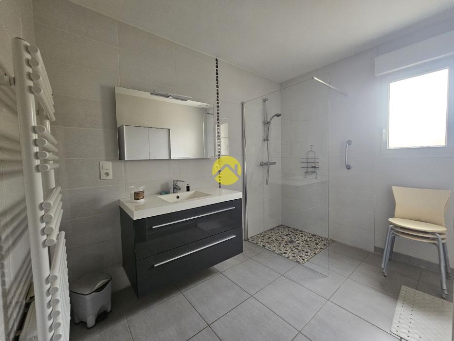  Maison récente de plain-pied 