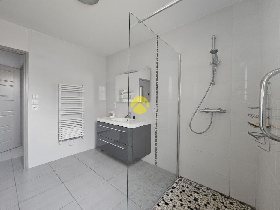  Maison récente de plain-pied 